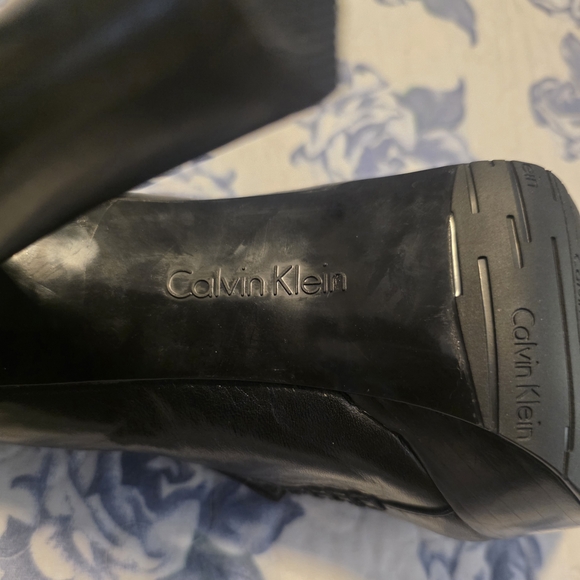 Calvin Klein Black Leather Platform Heel Pumps - Picture 6 of 15